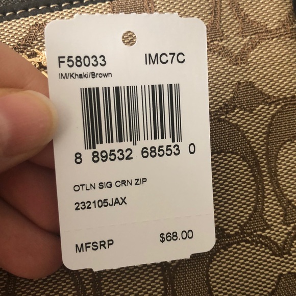 Coach wristlet. Authentic. - Picture 8 of 8